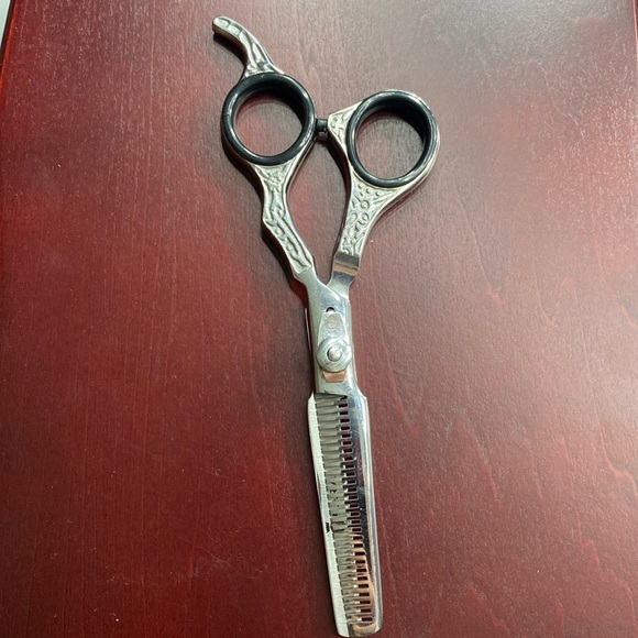 LARA thinning shears. - Picture 1 of 3